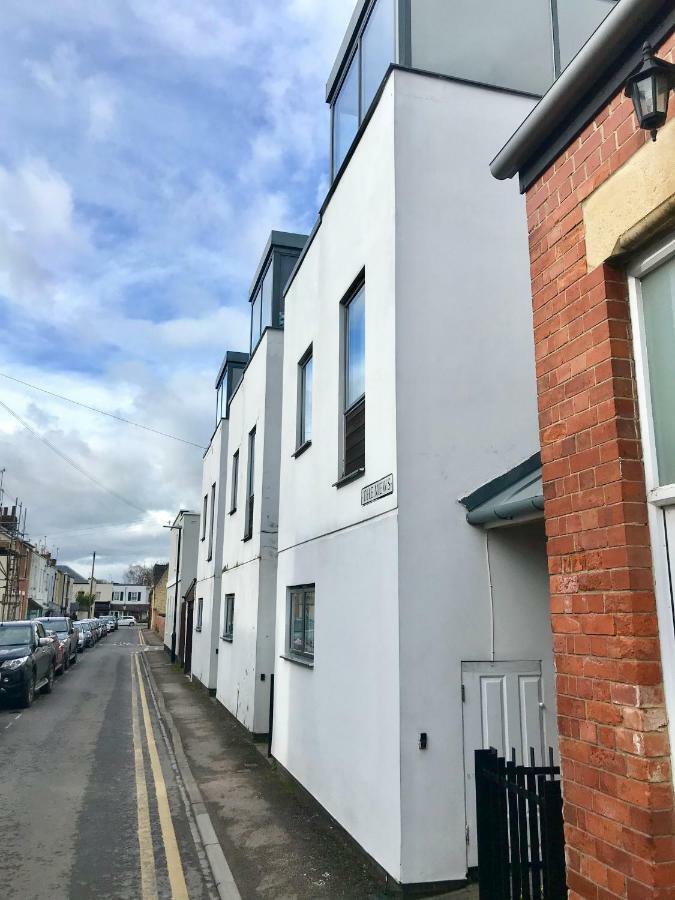 Holiday home 2 The Mews, Upper Bath Street Cheltenham